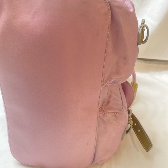 Prada backpack, in Lilla color, like new - Picture 9 of 15